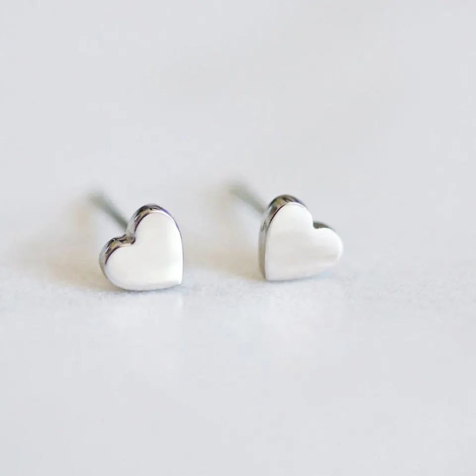 Uhani minimalistični SRČEK